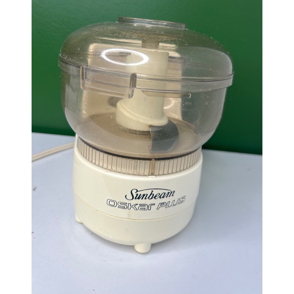 Sunbeam Oskar Plus Food Processor Model 14081 Off White Vintage Chopper